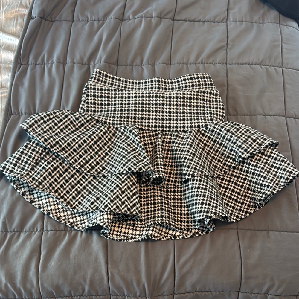 Urban Outfitters Black and White Bubble Mini Skirt